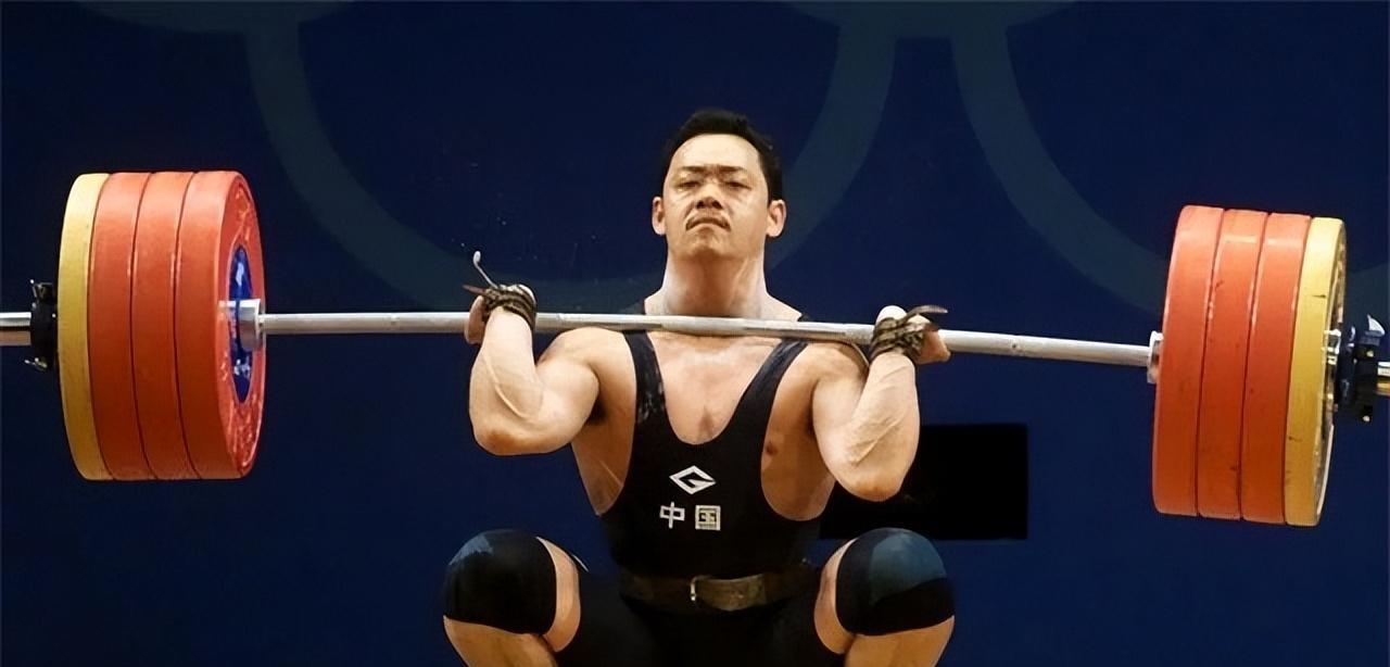 来个举重的冠军怎么说_举重冠军下场_举重冠军来自哪里